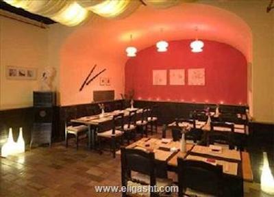 آمباسادور زلاتا هوسا