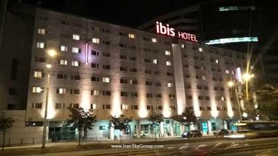 آیبیس وارشاوا سنتروم