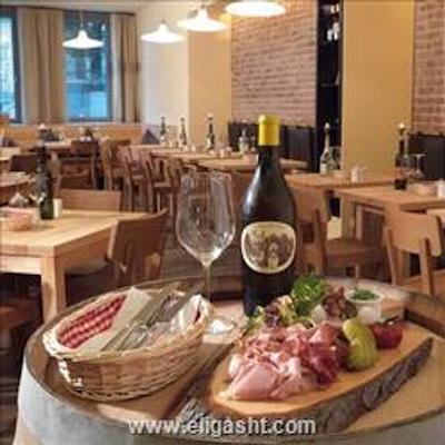 لیندنر هتل ام بلودر