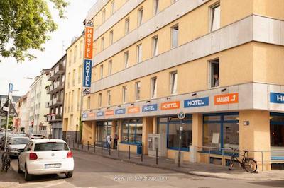 ای اند او کلن نومارکت