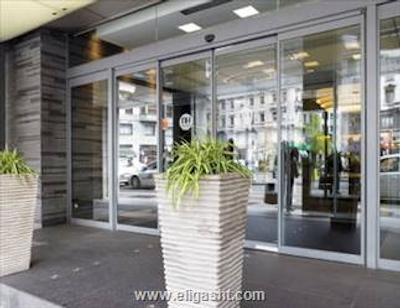 ان ‌اچ کالکشن میلانو پرزیدنت