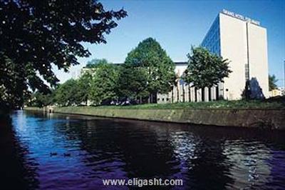 شرایتون برلین گرند هتل اسپلنید