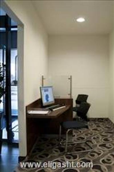 هالیدی این اکسپرس برمن ایرپورت