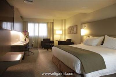 کرون پلازا بارسلونا-فیرا سنتر