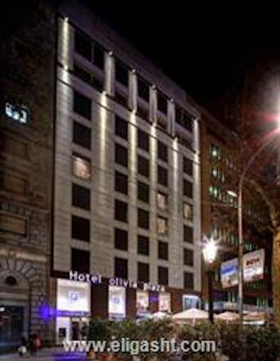 اولیویا پلازا