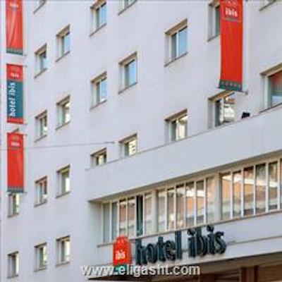 آیبیس میلانو سنترو