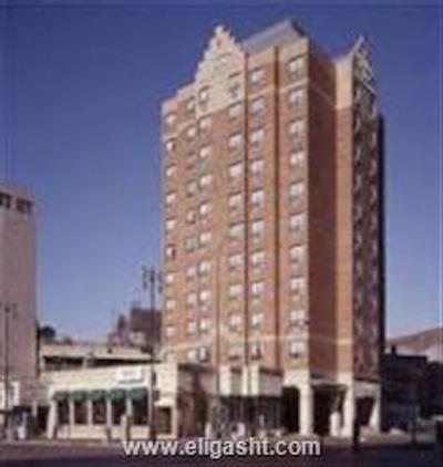 هالیدی این هتل اند سوئیتس وینیپگ-داون تاون