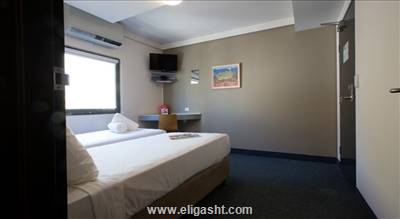 آیبیس باجت سیدنی ایست