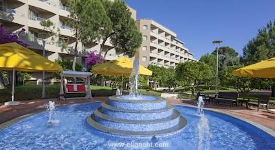 ماریتیم پاین بیچ