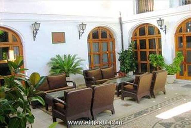 لوس آبتوس دل مائستر اسکولا