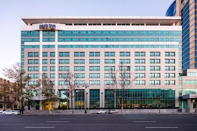 پارک این بای‌ رادیسون آذربایجان باکو