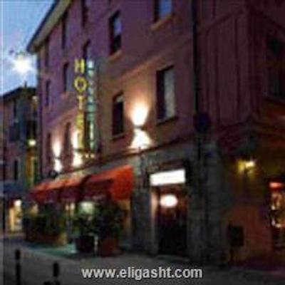 یونیورسیتی