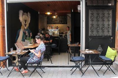 چیرز میدتاون هاستل