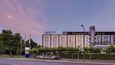 پارک این بائ‌ رادیسون کلن سیتی وست