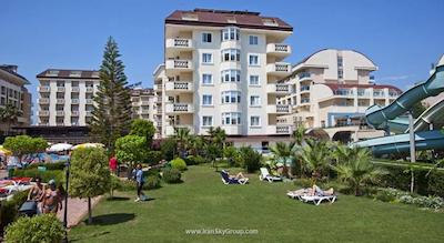 هتل تیتان گاردن آل اینکلوسیو