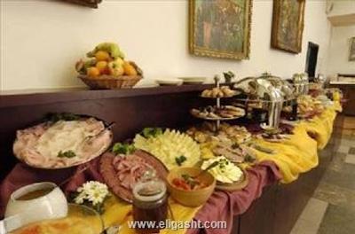 عااد هتل روکوکو