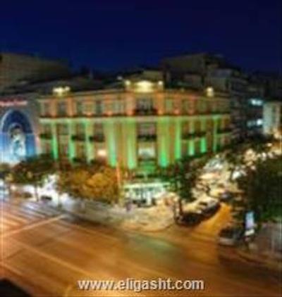 کینیسی پالاس