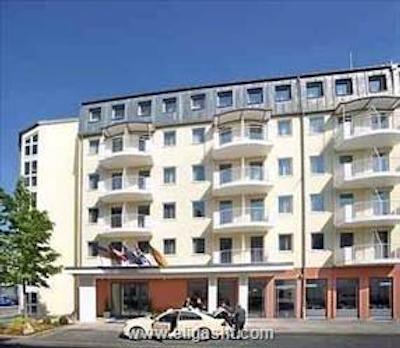 بست وسترن نورنبرگ سیتی وست