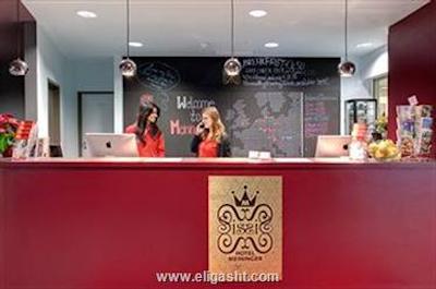 مینینگر هتل وین داونتاون سیاسی