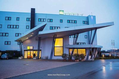 هالیدی این اکسپرس میلان مالپنسا ایرپورت