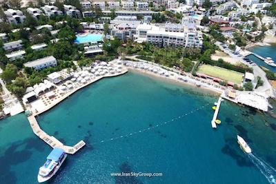 گاددس اف بودرام آسيس هتل