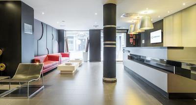 هتل ایلونین المیرنت