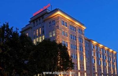 لئوناردو رویال برلین