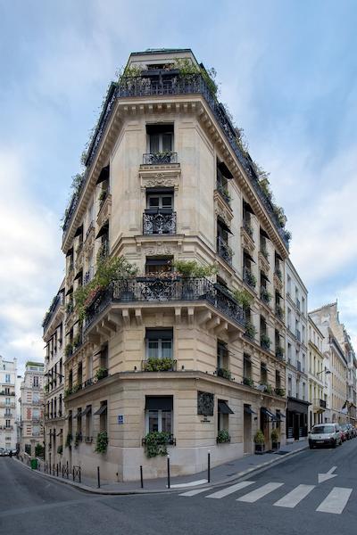 منهتل لانج اند اسپا