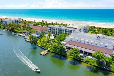 کنترا کیسندس رسرت اند اسپا