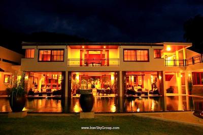 کلود 19 بیچ ریتریت