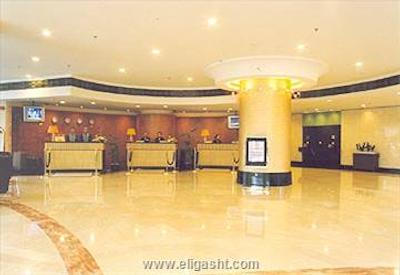 هالیدی این اکسپرس شانگهای ژنپینگ