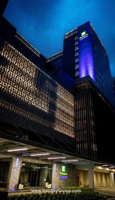 هالیدی این اکسپرس سنگاپور کاتونگ