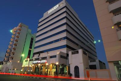 د پارک هتل دوبی