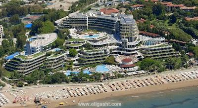 کریستال سانرایز کوین لاکچری ریزورت اند اسپا