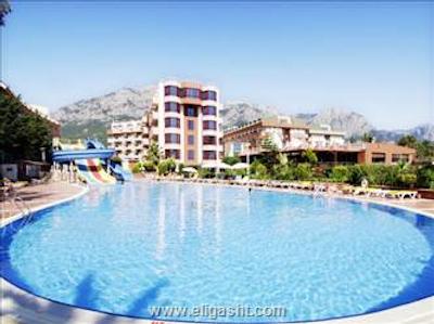 سیلایف کمر ریزورت