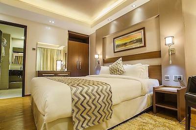 نگنگ هیلز هتل