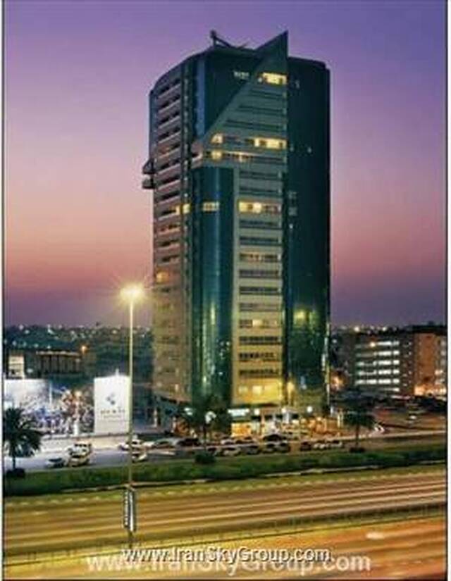 نامبر وان تاور سوئیت