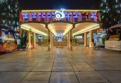 هتل جهانگردی کرمان