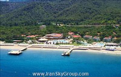 کریستال فلورا بیچ ریزورت