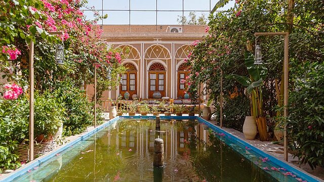 هتل کهن کاشانه یزد