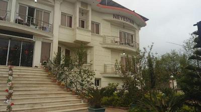 هتل آپارتمان نیستان رامسر