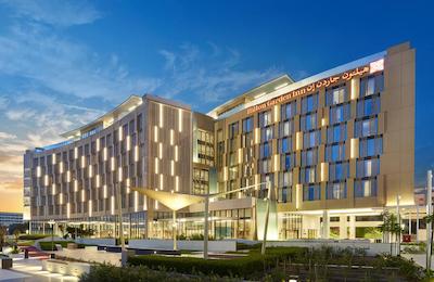 هیلتون گاردن این مسقط ال خوویر