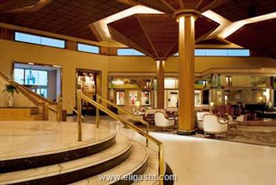 رزیدنس دیره بای له مریدین