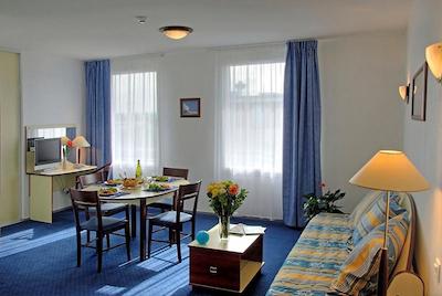 اپارتسیتی نانتز کوایز د لویر (اپارتسیتی سانیتات)