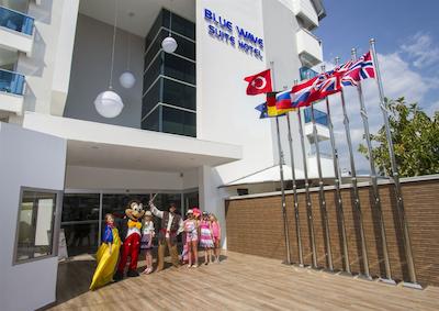 بلو واو سویت هتل