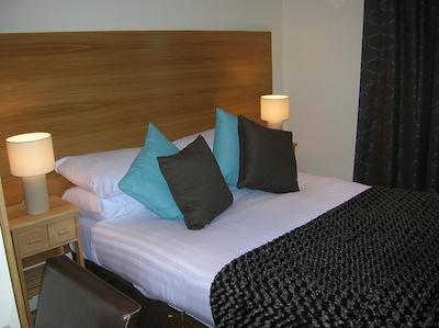 فونتین کورت-هاریز اپارتمنتز