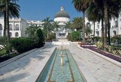 ویوانتا بای تاج-گومتی ناگار