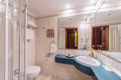 لینز گاردن هتل بوداپست