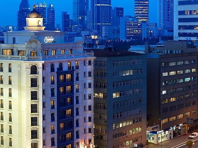 دابل تری بای هیلتون استانبول گایرتپه
