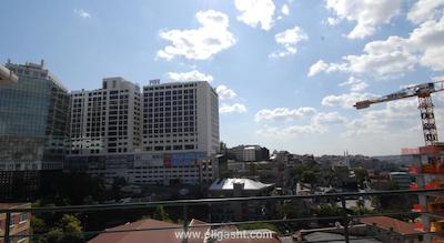 تری اپلز المدگ رزیدنس